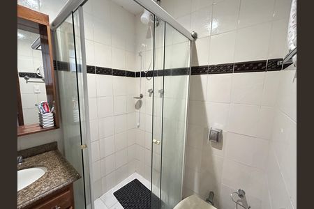 Apartamento à venda com 85m², 2 quartos e 1 vagaBanheiro Social