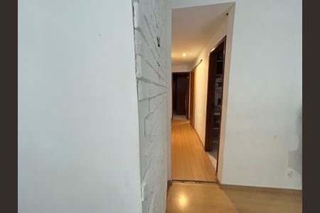 Corredor de apartamento para alugar com 2 quartos, 85m² em Méier, Rio de Janeiro