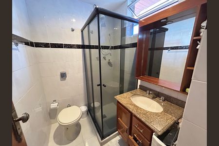 Apartamento à venda com 85m², 2 quartos e 1 vagaBanheiro da Suíte