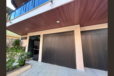 Apartamento à venda com 85m², 2 quartos e 1 vagaFachada