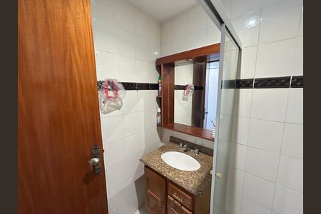 Apartamento à venda com 85m², 2 quartos e 1 vagaBanheiro Social