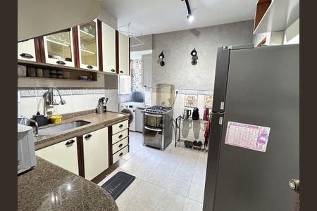 Apartamento à venda com 85m², 2 quartos e 1 vagaCozinha