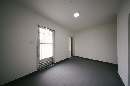 Casa para alugar com 125m², 2 quartos e 1 vaga Casa para alugar com 125m², 2 quartos e 1 vagaSala