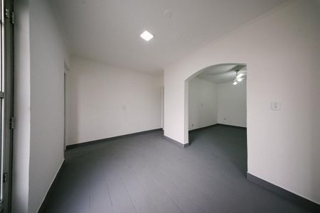 Casa para alugar com 125m², 2 quartos e 1 vaga Casa para alugar com 125m², 2 quartos e 1 vagaSala