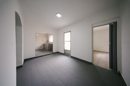 Casa para alugar com 125m², 2 quartos e 1 vaga Casa para alugar com 125m², 2 quartos e 1 vagaSala