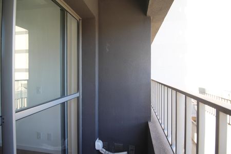Apartamento para alugar com 24m², 1 quarto e sem vaga Apartamento para alugar com 24m², 1 quarto e sem vagaVaranda