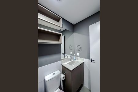 Studio para alugar com 30m², 1 quarto e 1 vaga Studio para alugar com 30m², 1 quarto e 1 vagaBanheiro