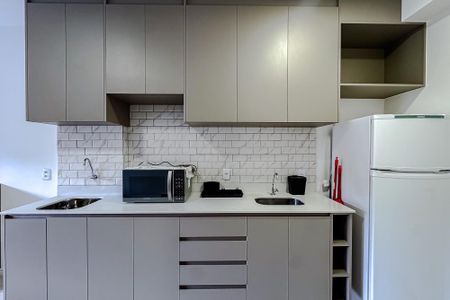 Studio para alugar com 30m², 1 quarto e 1 vaga Studio para alugar com 30m², 1 quarto e 1 vagaCozinha
