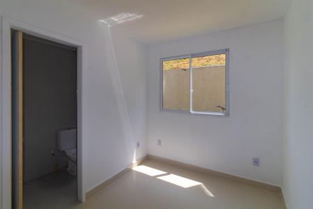 Suíte de apartamento para alugar com 2 quartos, 42m² em Jardim Egle, São Paulo
