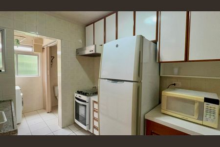 Apartamento para alugar com 67m², 2 quartos e 1 vaga Apartamento para alugar com 67m², 2 quartos e 1 vagaCozinha