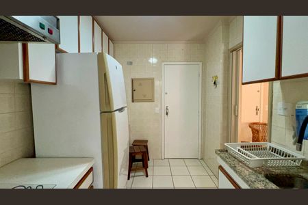 Apartamento para alugar com 67m², 2 quartos e 1 vaga Apartamento para alugar com 67m², 2 quartos e 1 vagaCozinha