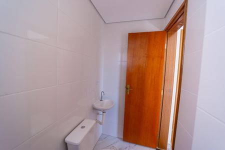 Apartamento à venda com 35m², 2 quartos e sem vaga Apartamento à venda com 35m², 2 quartos e sem vagaBanheiro