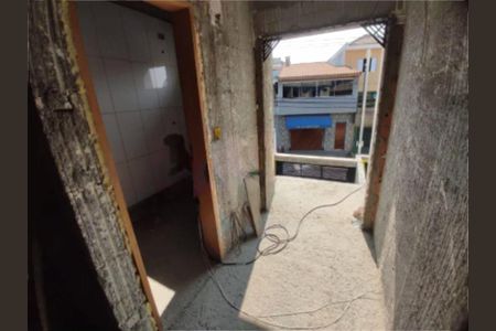 Casa à venda com 3 quartos, 170m² em Moinho Velho, São Paulo