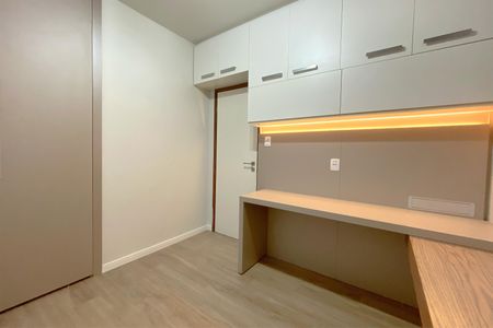 Apartamento à venda com 130m², 4 quartos e 2 vagasQuarto 2