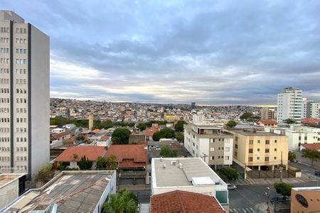 Apartamento à venda com 130m², 4 quartos e 2 vagasVista do Quarto 2