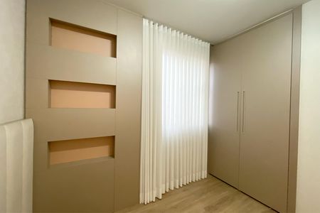 Apartamento à venda com 130m², 4 quartos e 2 vagasQuarto 2