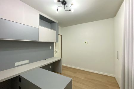 Apartamento à venda com 130m², 4 quartos e 2 vagasQuarto 1