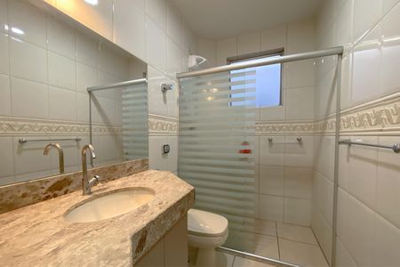 Apartamento à venda com 130m², 4 quartos e 2 vagasBanheiro