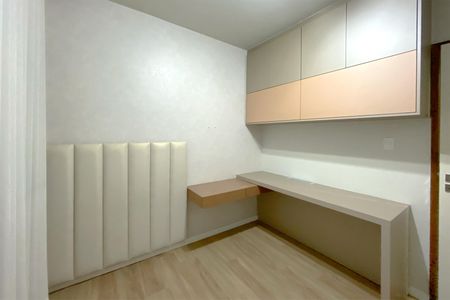 Apartamento à venda com 130m², 4 quartos e 2 vagasQuarto 3
