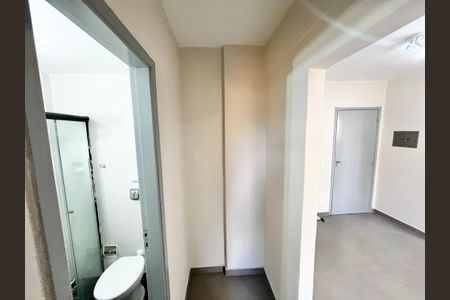 Corredor de apartamento à venda com 1 quarto, 37m² em Sítio do Mandaqui, São Paulo