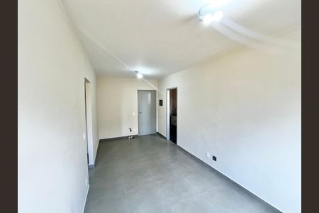 Apartamento para alugar com 37m², 1 quarto e 1 vagaSala