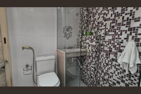 Apartamento à venda com 368m², 4 quartos e 2 vagasBanheiro da Suíte 3