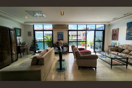 Apartamento à venda com 368m², 4 quartos e 2 vagasSala