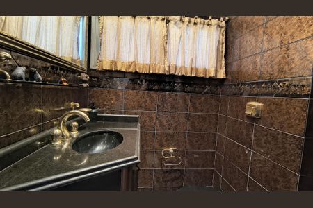 Apartamento à venda com 368m², 4 quartos e 2 vagasBanheiro Social