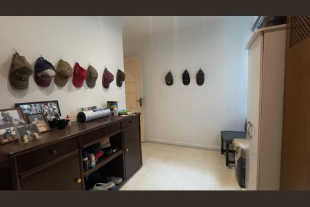 Apartamento à venda com 368m², 4 quartos e 2 vagasQuarto