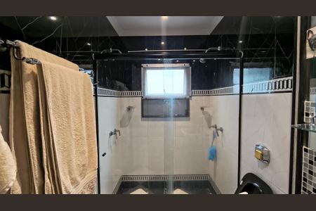 Apartamento à venda com 368m², 4 quartos e 2 vagasBanheiro da Suíte 1