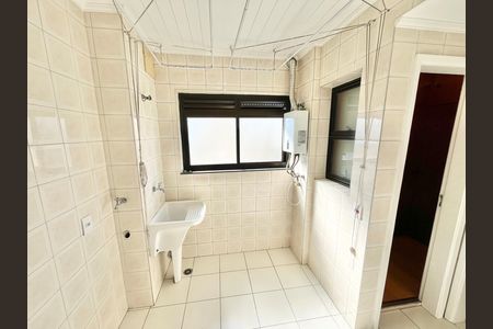 Apartamento à venda com 97m², 4 quartos e 2 vagas Apartamento à venda com 97m², 4 quartos e 2 vagasCozinha