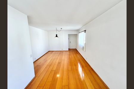Apartamento à venda com 97m², 4 quartos e 2 vagas Apartamento à venda com 97m², 4 quartos e 2 vagasSala