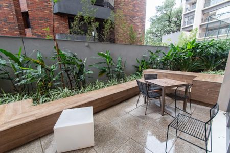 Studio para alugar com 28m², 1 quarto e sem vaga Studio para alugar com 28m², 1 quarto e sem vagaÁrea comum