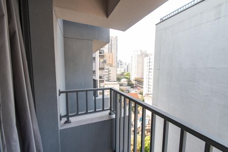 Studio para alugar com 28m², 1 quarto e sem vaga Studio para alugar com 28m², 1 quarto e sem vagaVaranda