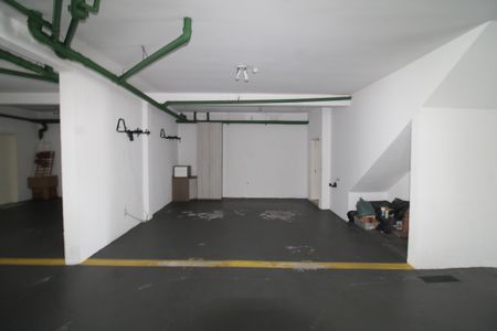 Casa à venda com 120m², 2 quartos e 2 vagasGaragem