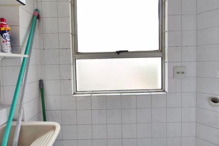 Apartamento à venda com 60m², 3 quartos e 1 vagaÁrea de Serviço