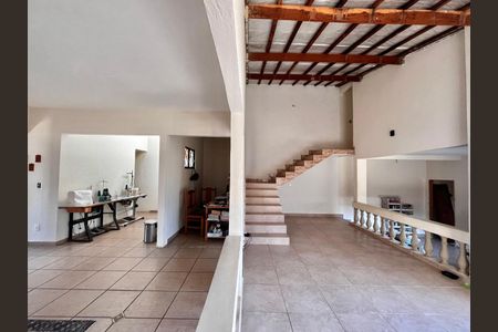 Casa à venda com 116m², 2 quartos e 3 vagasSala