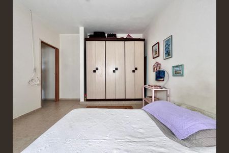 Casa à venda com 116m², 2 quartos e 3 vagasQuarto 2