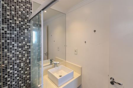 Apartamento à venda com 70m², 2 quartos e 1 vaga Apartamento à venda com 70m², 2 quartos e 1 vagaBanheiro da Suíte