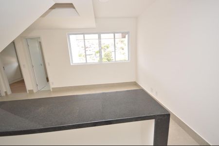 Apartamento à venda com 2 quartos, 110m² em Santa Efigênia, Belo Horizonte