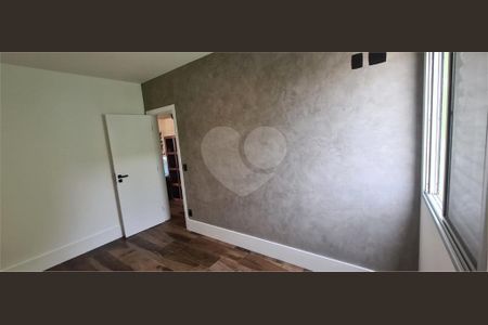 Apartamento à venda com 2 quartos, 60m² em Jaguaribe, Osasco