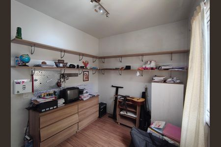 Casa para alugar com 298m², 4 quartos e 4 vagas Casa para alugar com 298m², 4 quartos e 4 vagasEscritorio