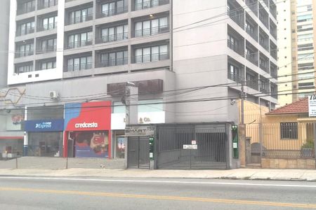 Studio para alugar com 26m², 1 quarto e sem vaga Studio para alugar com 26m², 1 quarto e sem vagaFachada