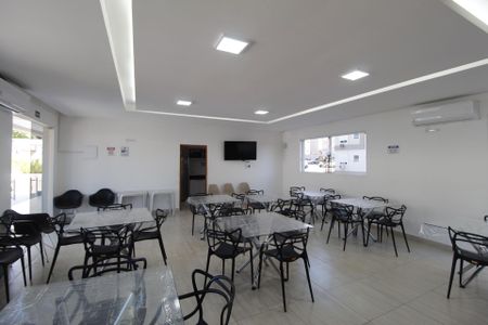 Apartamento para alugar com 44m², 2 quartos e 1 vagaÁrea comum - Salão de festas