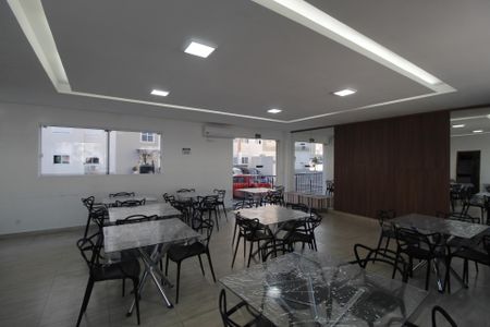 Apartamento para alugar com 44m², 2 quartos e 1 vagaÁrea comum - Salão de festas