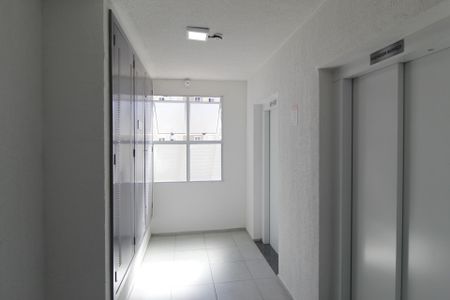 Apartamento para alugar com 44m², 2 quartos e 1 vagaCorredor