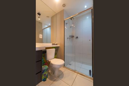 Studio à venda com 44m², 1 quarto e 1 vaga Studio à venda com 44m², 1 quarto e 1 vagaBanheiro