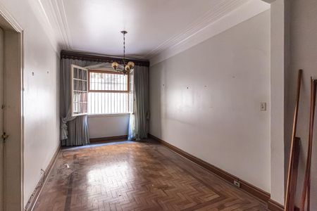Apartamento à venda com 120m², 3 quartos e sem vaga Apartamento à venda com 120m², 3 quartos e sem vagaSala