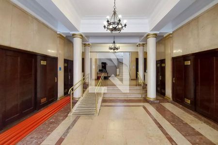 Apartamento à venda com 120m², 3 quartos e sem vaga Apartamento à venda com 120m², 3 quartos e sem vagaHall de Entrada