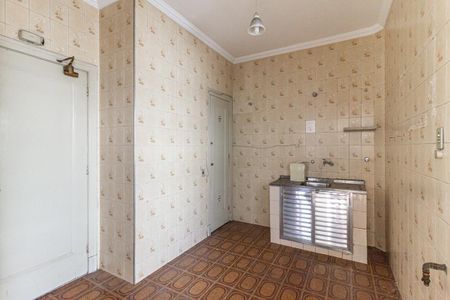 Apartamento à venda com 120m², 3 quartos e sem vaga Apartamento à venda com 120m², 3 quartos e sem vagaCozinha